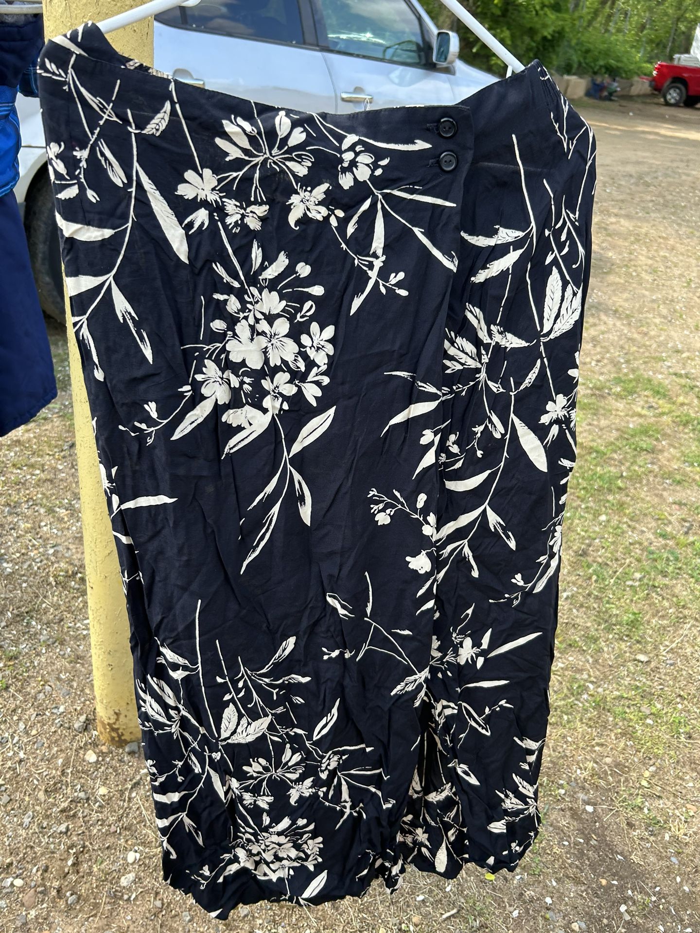 Beautiful Dresses And Blouses