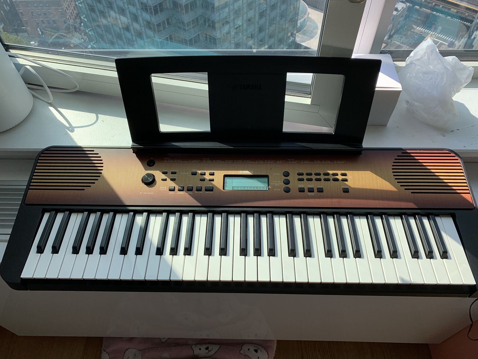 Yamaha PSR-E360MA 61-key Portable Keyboard