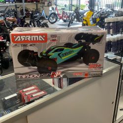 Arrma 1/8 Typhon 223s DSC 4x4 RTR Brushless Buggy