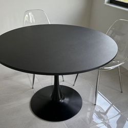 Round Dining Table 42”