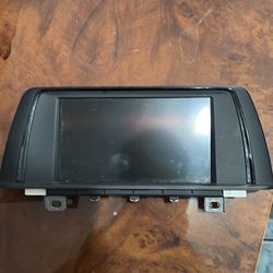 F30 OEM Screen