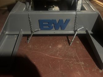 B&W Fifth Wheel Hitch