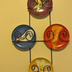 Kitchen Decoration rack Was Unique Collectible Plates
