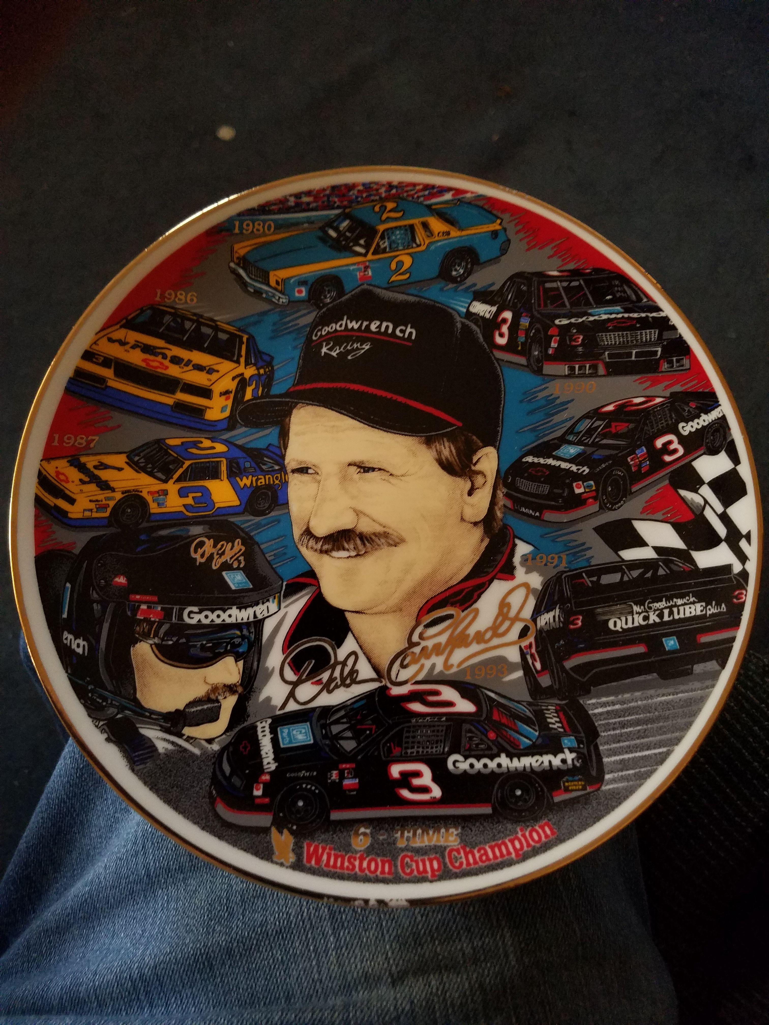 Hunter manufacturing commemorative plate