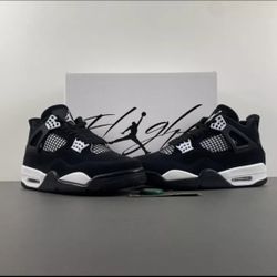 Air Jordan Retro 4 White Thunder Basketball Trainers Mens Shoe