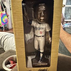 Manny Motto Bobblehead