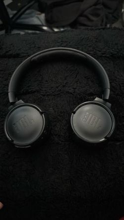 JBL HEADPHONES