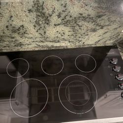 36” Frigidaire Electric Cooktop