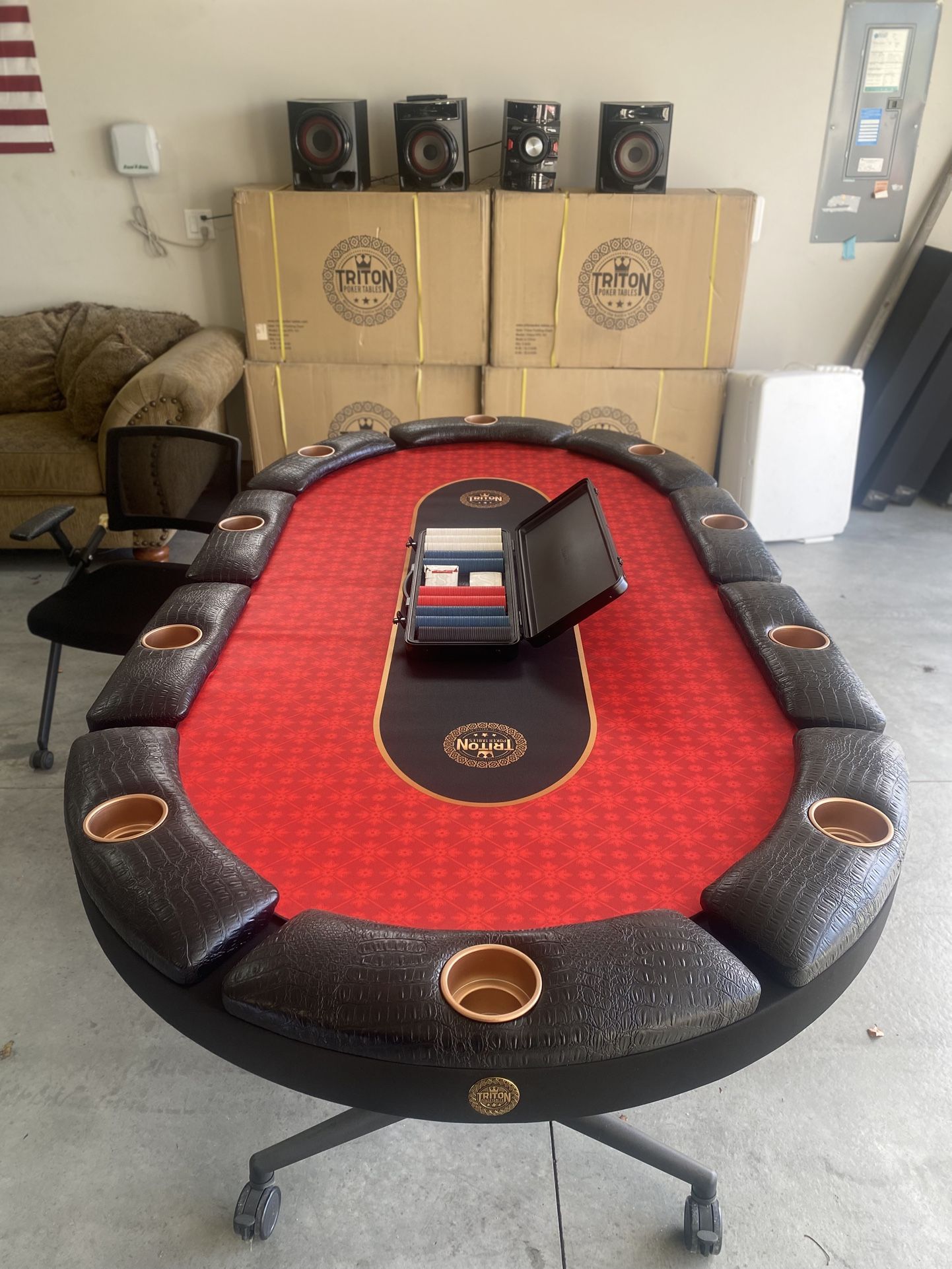 Triton Poker Table/chairs And Chip Set