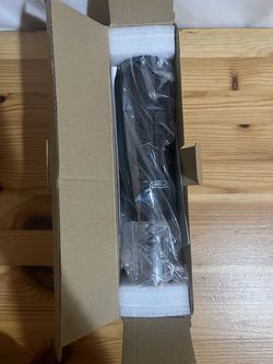 bella Electric Wine Opener, Automatic Bottle Opener and Corkscrew Remover with Foil Cutter, Battery Operated Brand New $25 Meet Up In Irving @dfwgoods