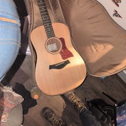 Big Baby Taylor (BBT) Acoustic Guitar – Made in USA (2014)