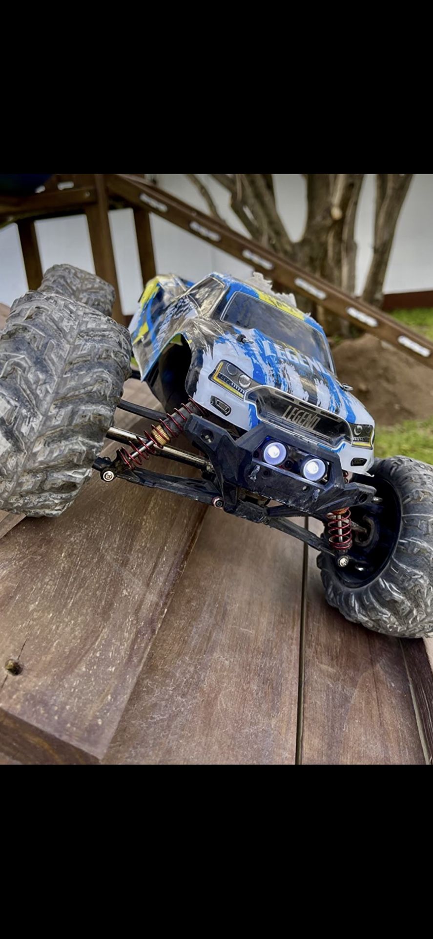 Brand new N Sealed  Extremely Big LAEGENDARY 1:10 Scale 4x4 Off Road RC Truck Hobby Grade Brushed Motor Truck