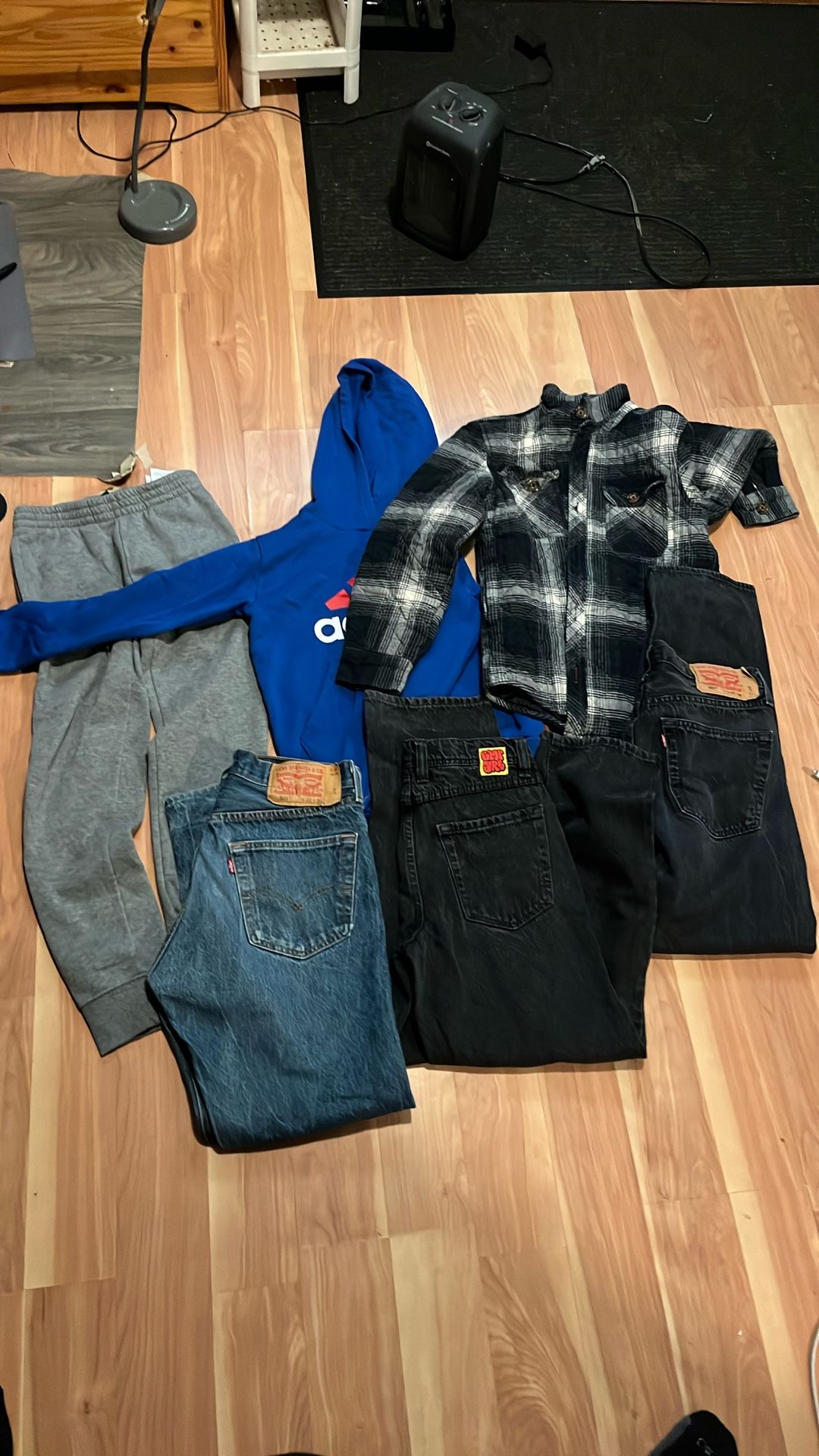 1 Pants 2 Jackets 1 Sweat Pants Kids 2 Men Jeans