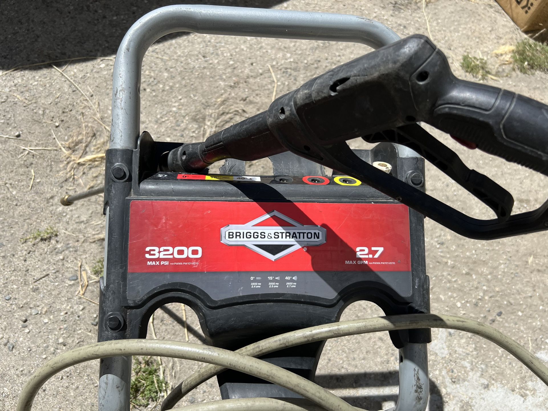 Used Gas Pressure Washer Briggs & Stratton 3200 Max PSI 2.7Max GPM As Is