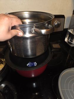 Rachael Ray Cucina 3-Quart Steamer in good condition