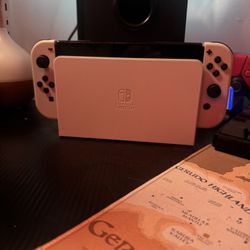 Nintendo Switch  OLED – Good Condition