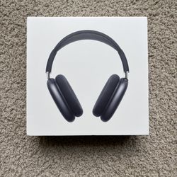 Airpod Max Headphones- MINT CONDITION-