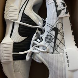 BRAND NEW NIKE MEN’S SHOES