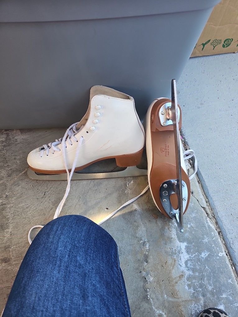 Rivendell Ice Skates