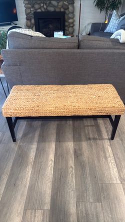 Wicker/wood bench