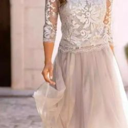 NEW  ELEGANT SOLID SUIT