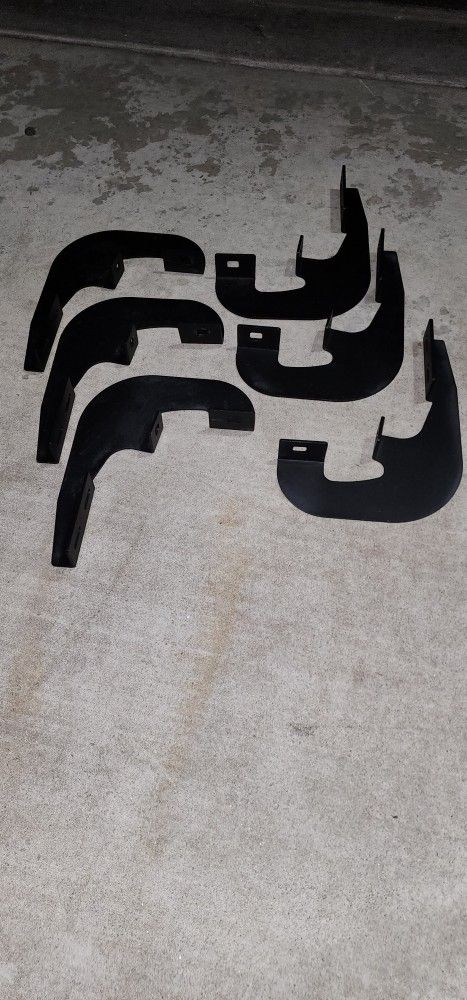 RUNNING BOARD BRACKETS