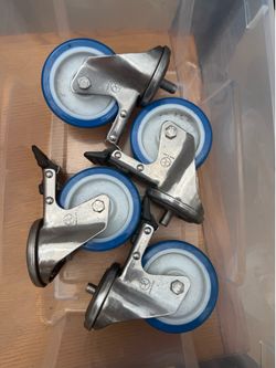 Locking casters