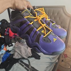 Kobe Crazy 8 PV AM, Purple, Yellow, Size 17 MEN US