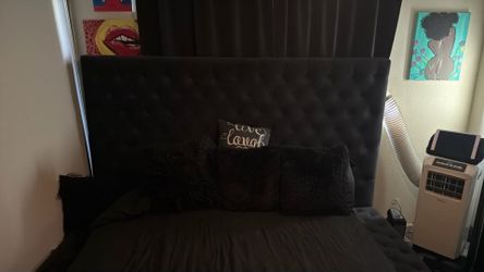 Queen size platform bed frame