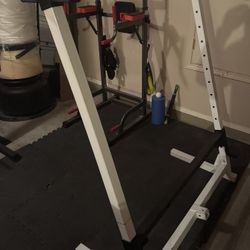 Squat Rack Adjustable