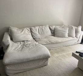 RESTORATION HARDWARE CLOUD COUCH