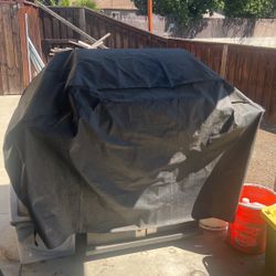 BBQ - Cooking- Tuscany 4 Burner Grill With Side Burner With Cover