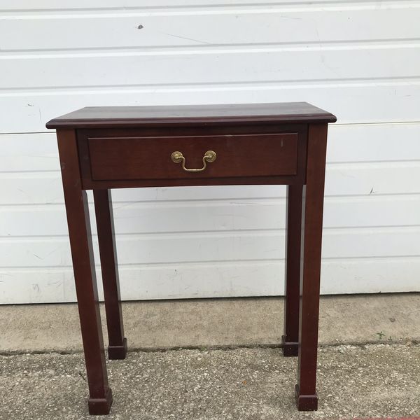 Small Wood One Drawer Entry Table For Sale In Irving Tx Offerup