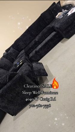 ✨️Reclining Sectionals Sofas ✨️ Furniture Sectionals, Bedrooms, Dining Avail