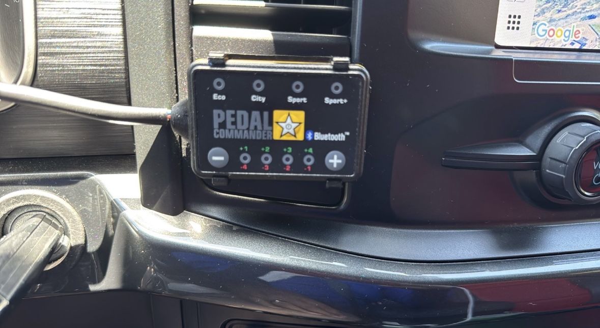 Pedal Commander for Ford F-150 trucks from 2011 to 2025, including XL, XLT, STX, King Ranch, Lariat, Limited, Platinum, Harley