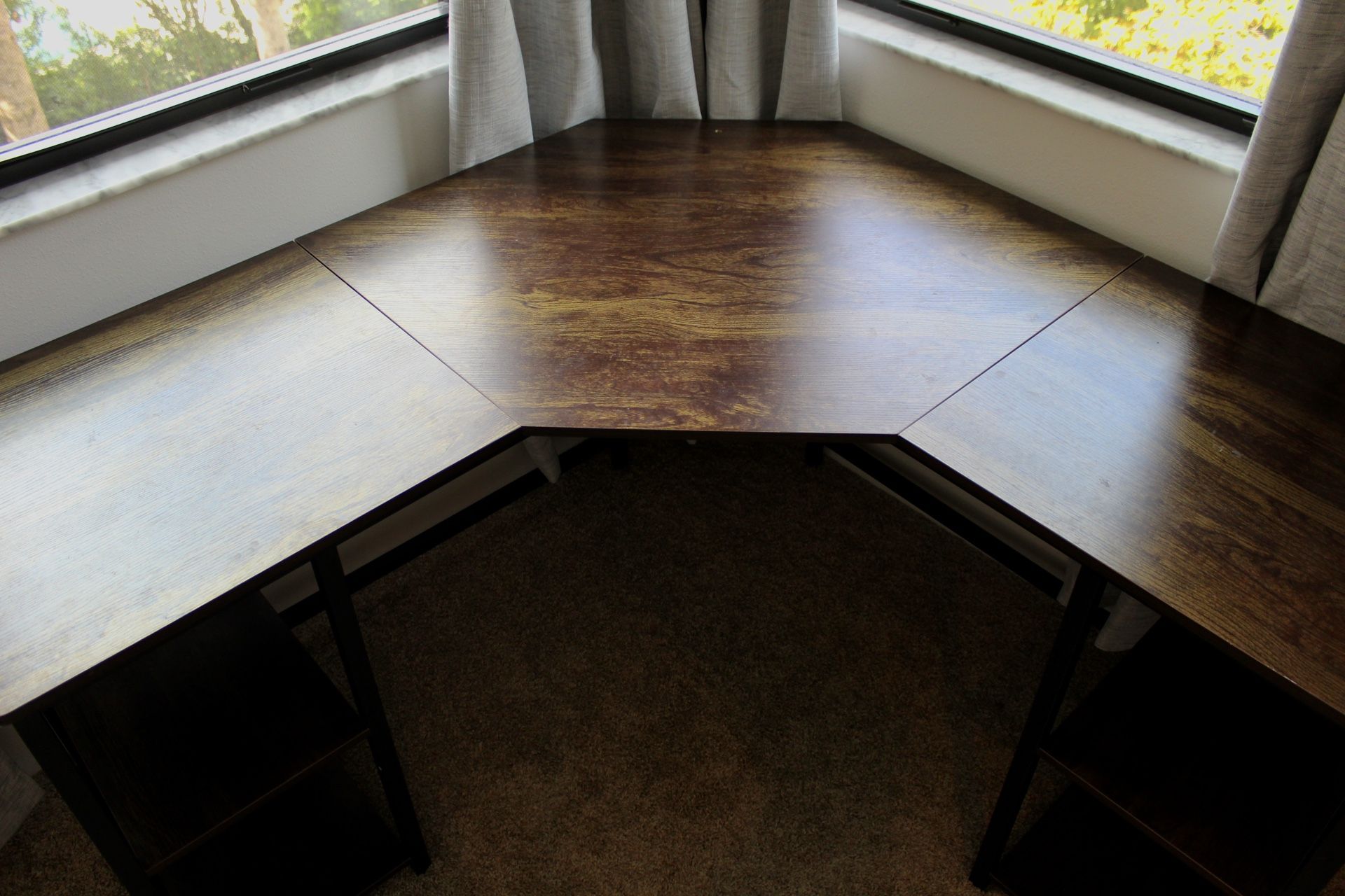 Corner Triangle Desk
