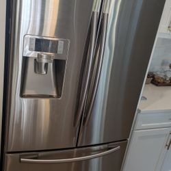 Samsung Stainless Steels Refrigerator 