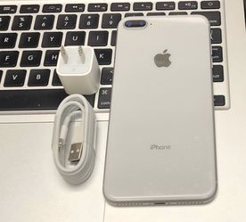 iPhone 8 Plus 64GB Factory Unlocked-Silver