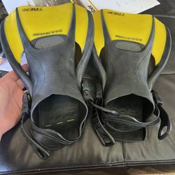 Adult Size Large 10-14 Snorkeling Fins Diving Flippers Boogey Boogie Board Surfing 