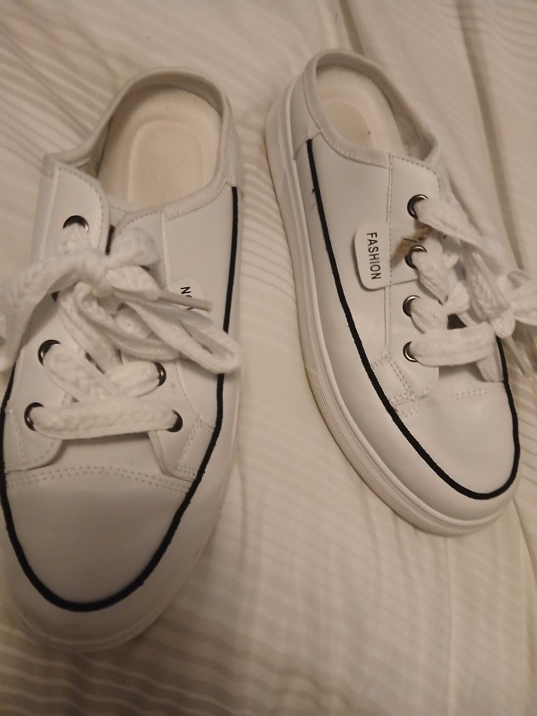White Slide Casual Wear Shoes