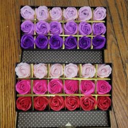 Rose Soap Gift Box (1 Pink, 1 Purple)