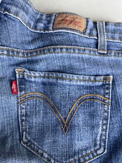 Levis