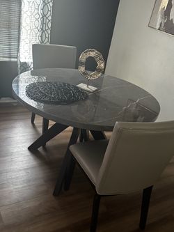 table 2chairs