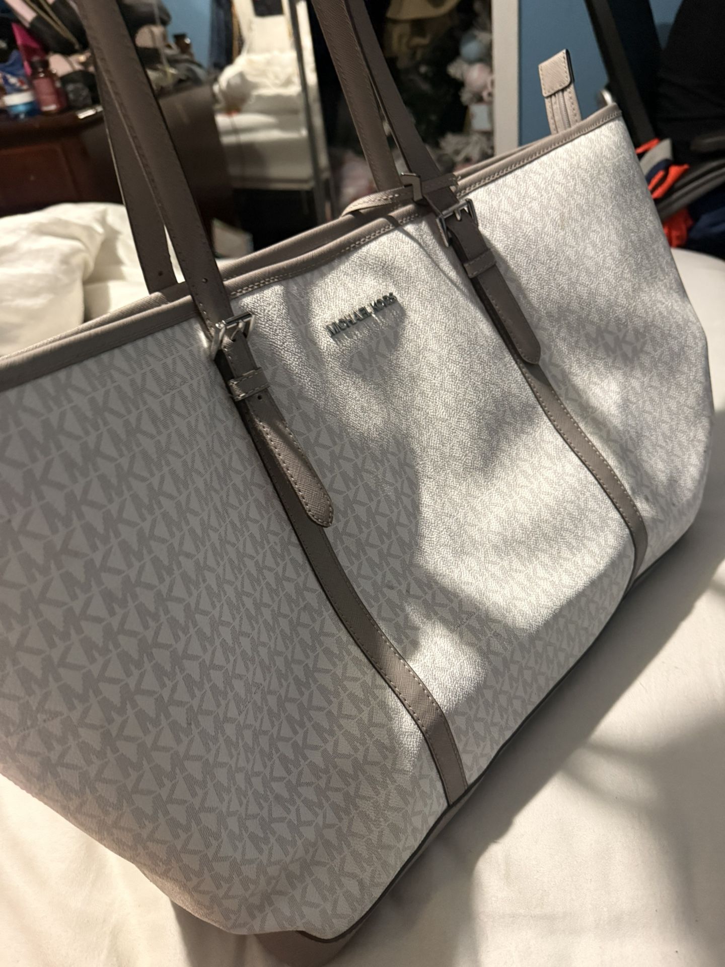 Michael Kors White Duffle Bag 