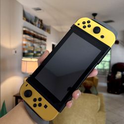 RARE LIMITED EDITION POKÉMON SWITCH FOR SALE