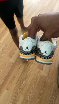 Jordan 3s