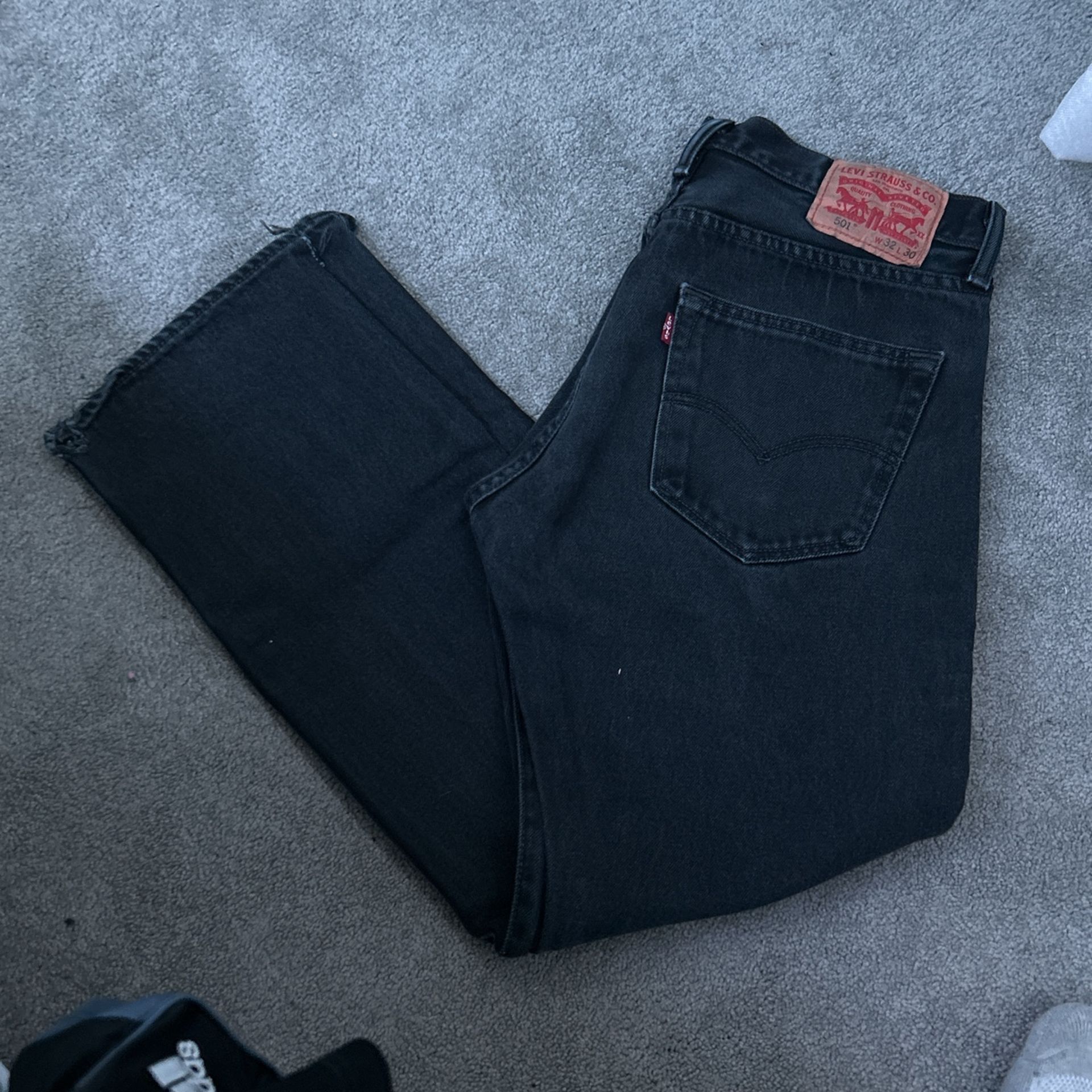 Levis 501s 32/30. Still Stiff Good Condition