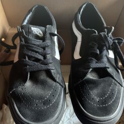 Low Top Old School Vans 