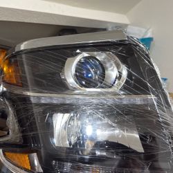2015-2017  Chevrolet Suburban/Tahoe Headlight 