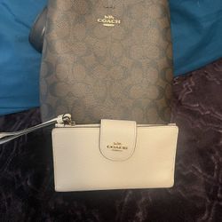 Coach Purse N wallet 